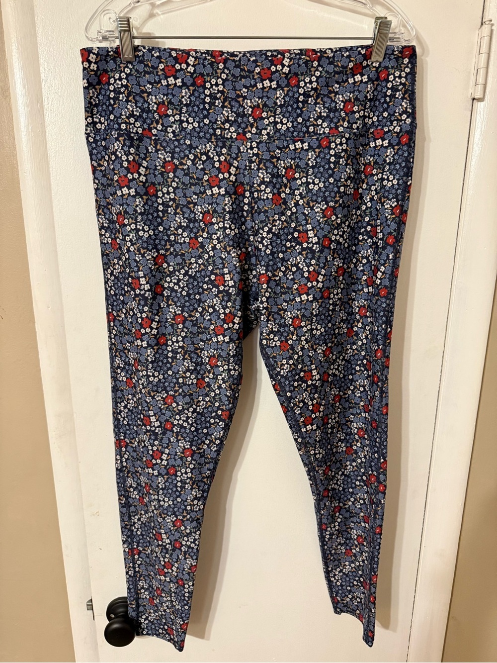 Summersalt Navy Floral Leggings - Comfortable Everyday Bottoms
